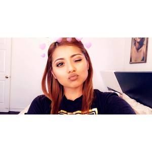 Meet your Posher, Isabel